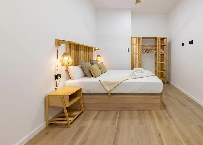 Apartment Travel Habitat Nou Mestalla Valencia