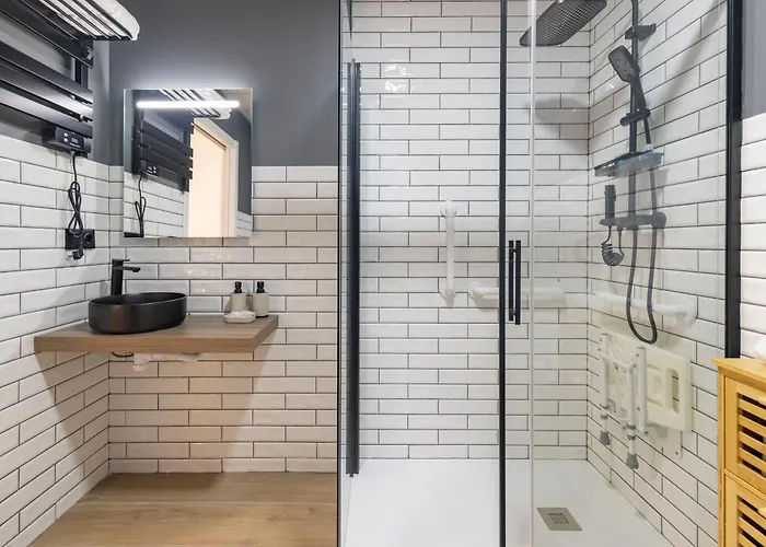 Travel Habitat Nou Mestalla Apartment Valencia