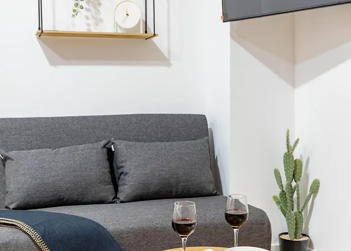 Travel Habitat Nou Mestalla Apartment *
