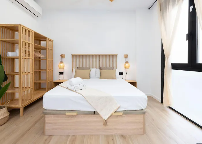 Travel Habitat Nou Mestalla Apartment Valencia